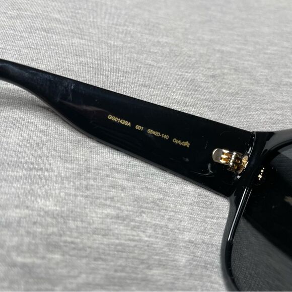 GUCCI Authentic Women\'s Gold Logo Havana Round Sunglasses